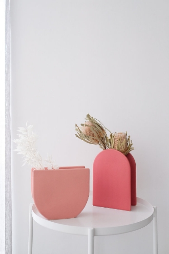 Picture of Panther Vase M