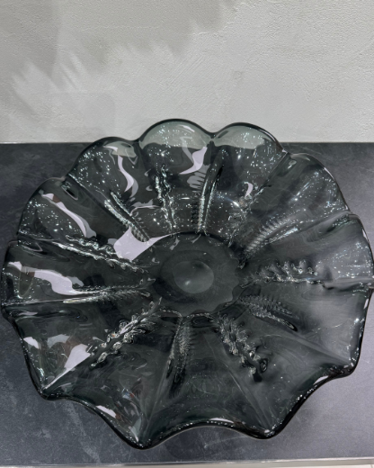 Picture of Alice Wavy Server Plate