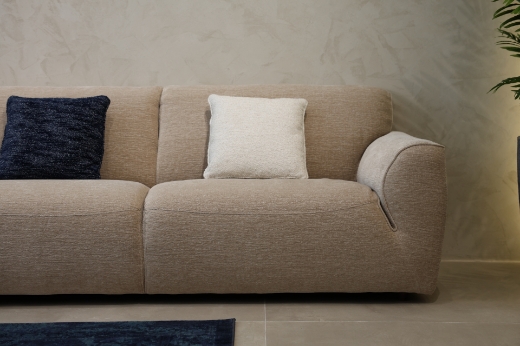 Picture of Lorenzo Biege Sofa Set